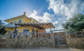 Ianthi Beach Villa by 